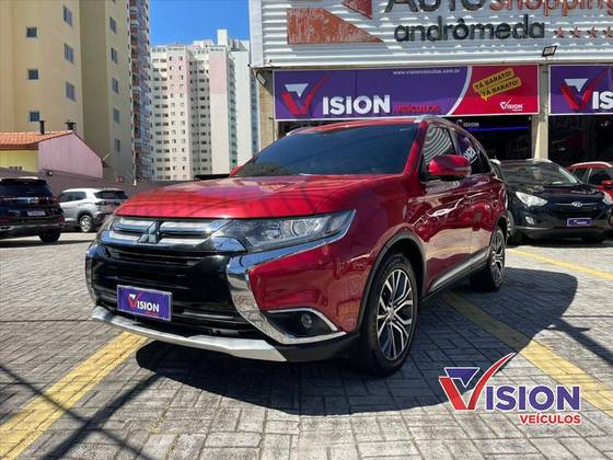 MITSUBISHI OUTLANDER 2.2 4X4 16V DIESEL 4P AUTOMÁTICO MITSUBISHI OUTLANDER 2.2 4X4 16V DIESEL 4P AUTOMÁTICO